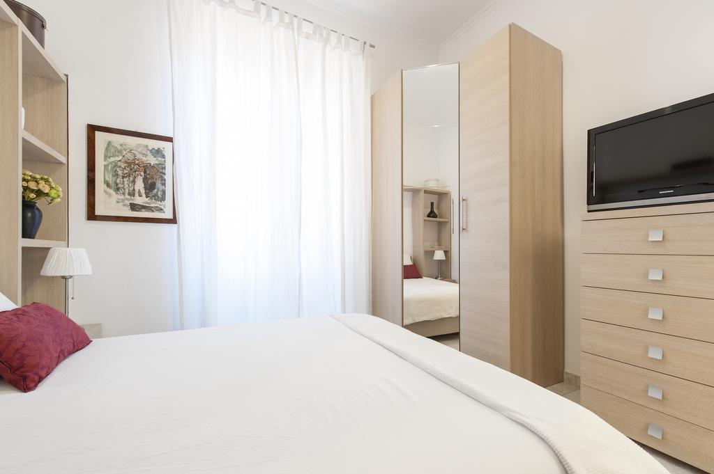 Foscolo Al 24 Apartment Rome Ruang foto